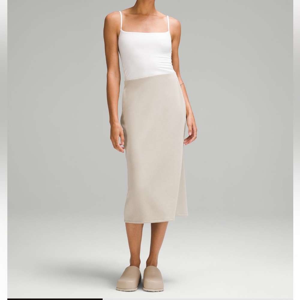 Lululemon Athletica Cream Midi Skirt